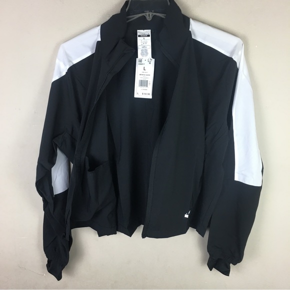 Core 10 by Reebok AM wind jacket with thumb holes - Picture 3 of 9